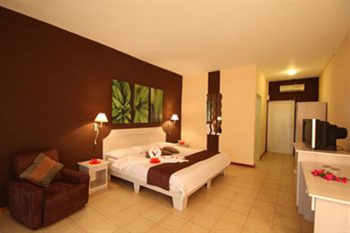 Room 14 of 34