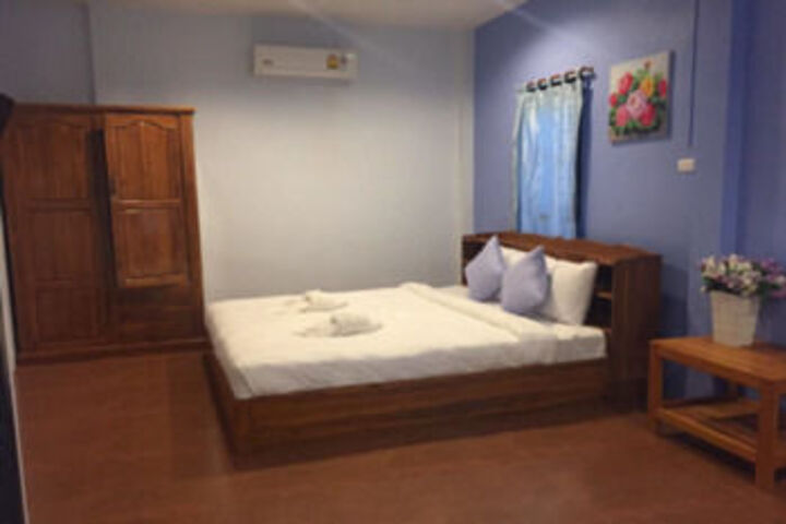 Room 29 of 37