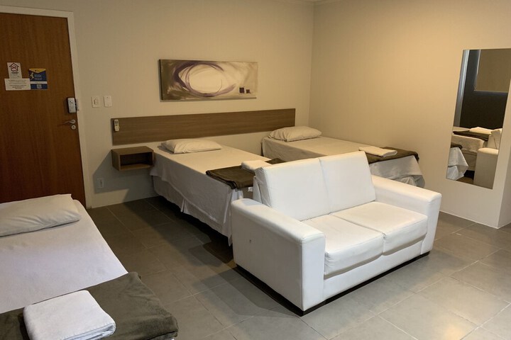Room 43 of 128