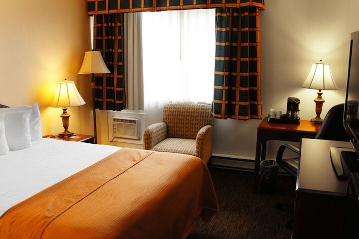 Room 7 of 45