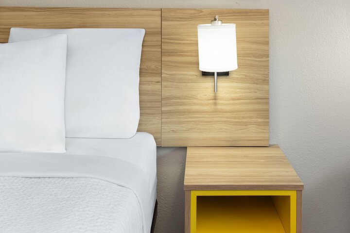 Room 10 of 46