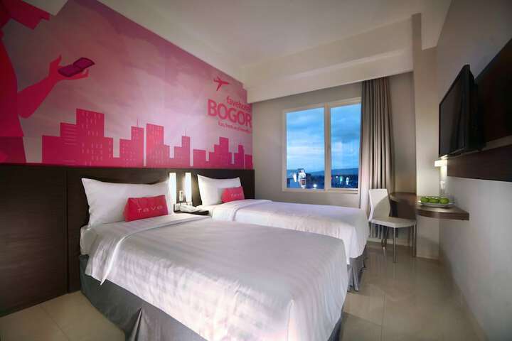 Room 5 of 27