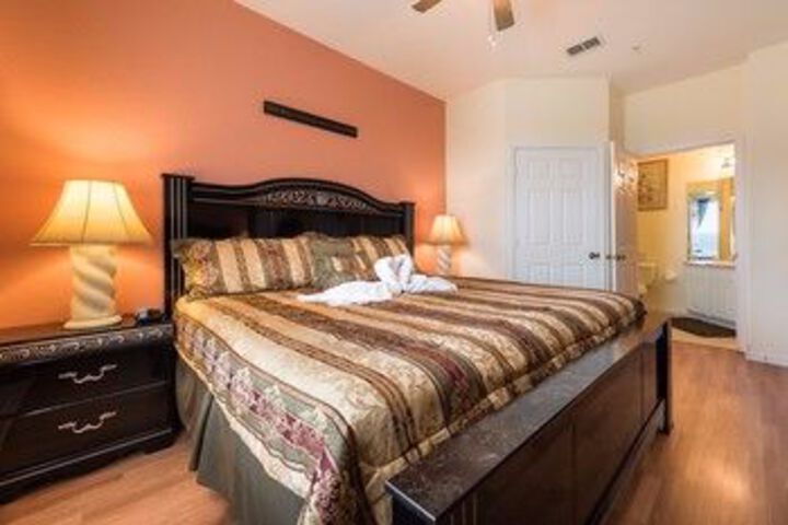 Room 18 of 52