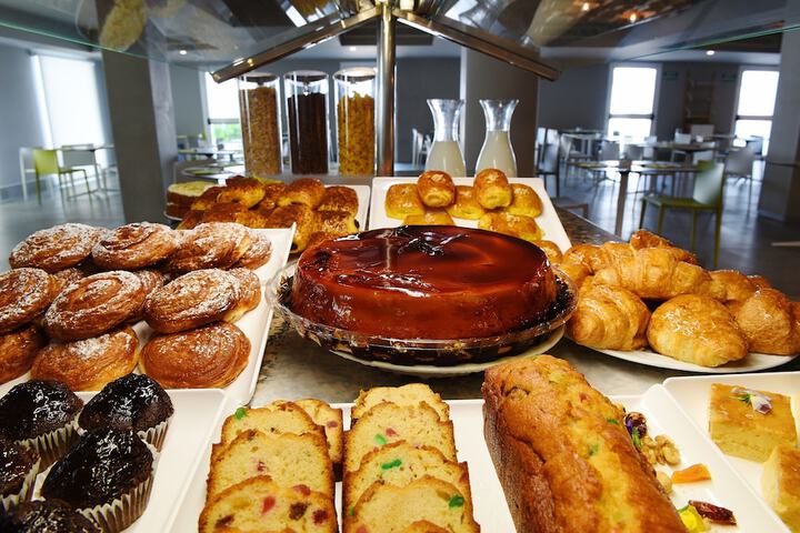 Snack bar