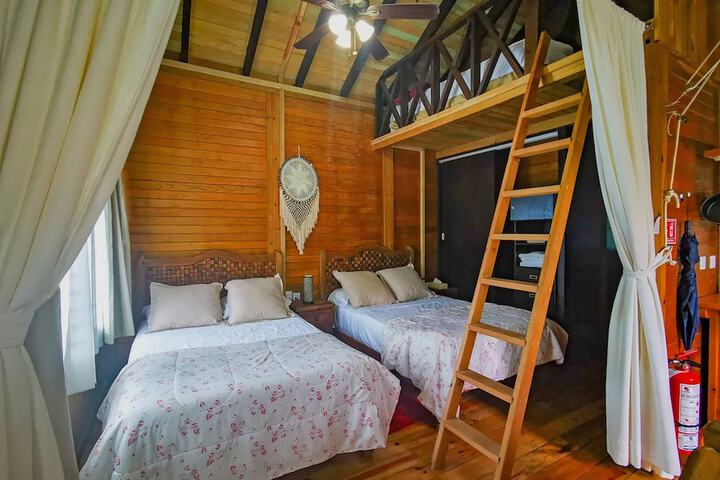 Room 4 of 60
