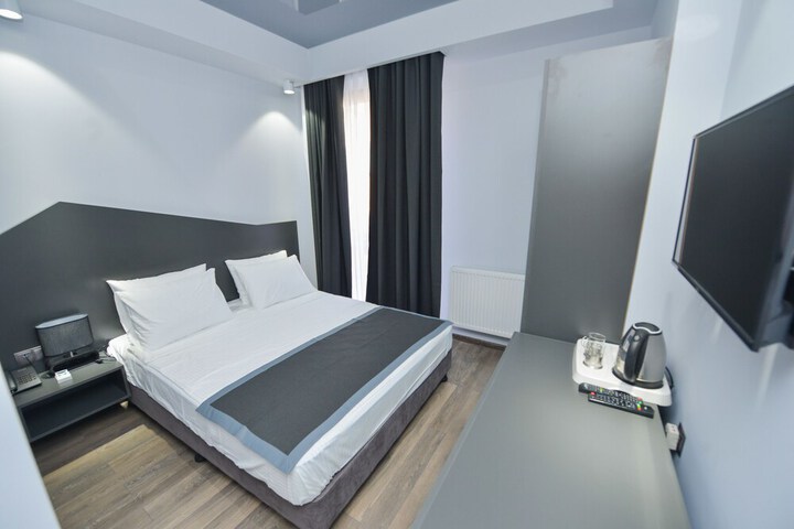 Room 26 of 67