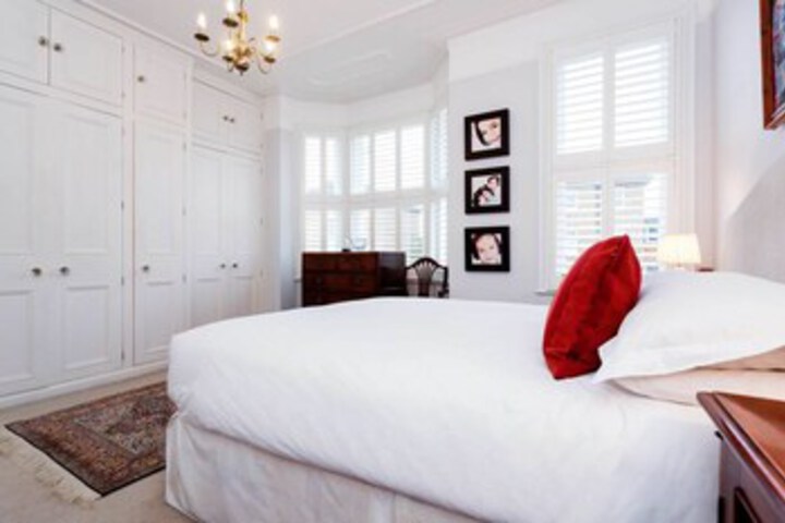 Room 15 of 24