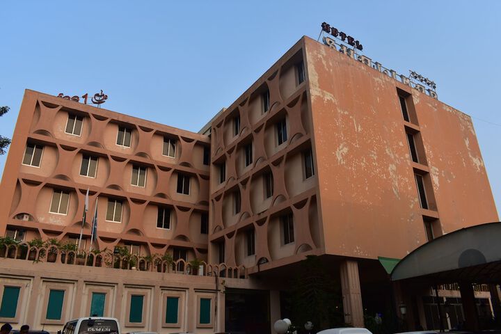 Photo of Hotel Shalimar