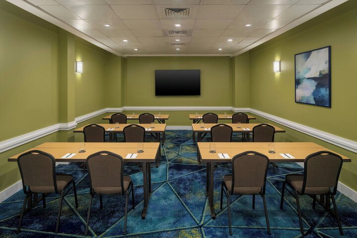 Meeting facility
