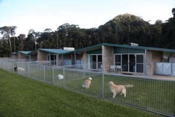 Property Grounds 17 of 18