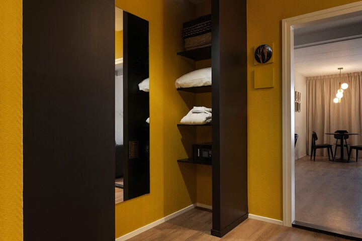 Room 17 of 58