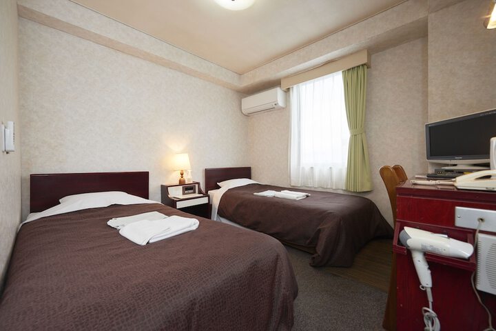 Room 12 of 47