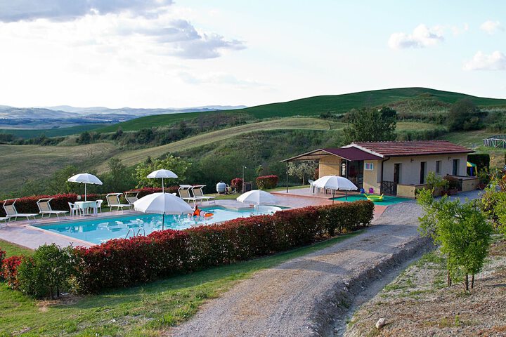Hotel with Pool
