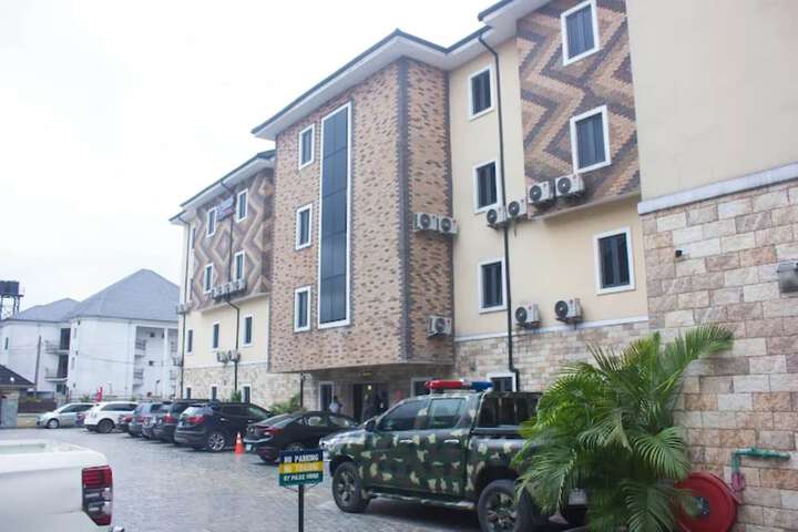 CASONI INTERNATIONAL HOTELS AND SUITES