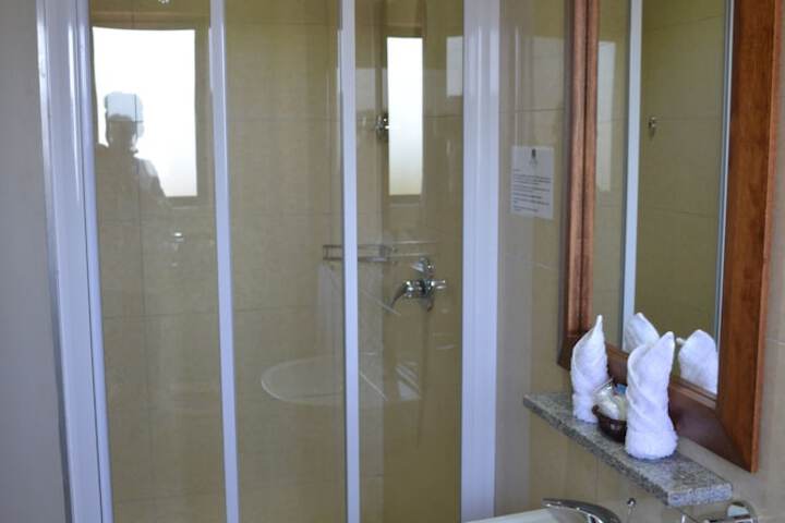 Room 15 of 29