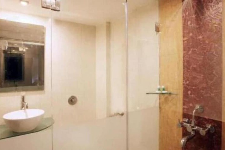 Room 13 of 23