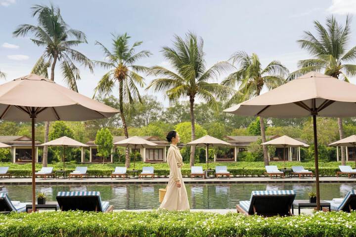 Pool 115 of 212