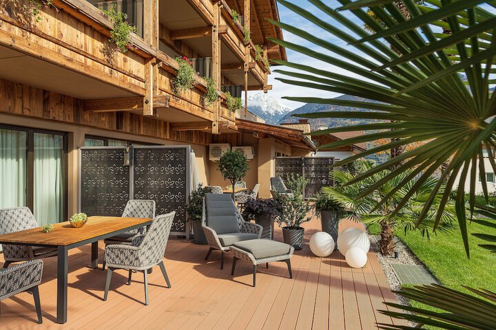 Terrace/Patio 25 of 65