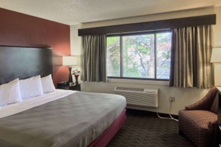 Room 17 of 54