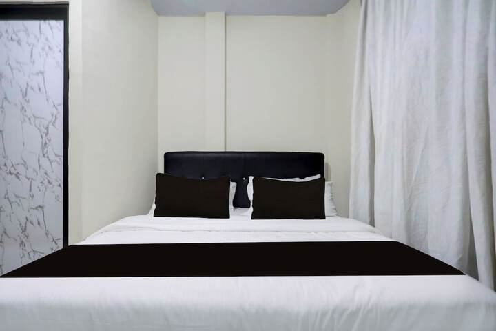 Room 14 of 26