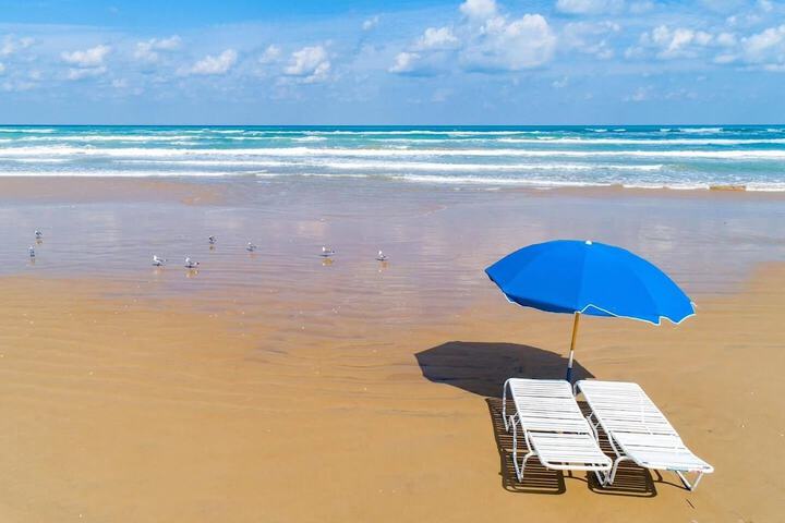 Beach 121 of 148