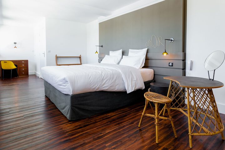Room 9 of 36