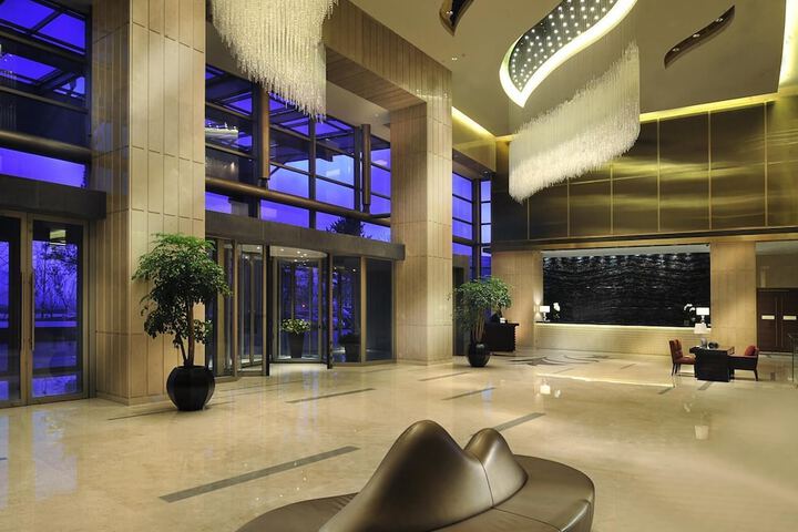 Hotel Interior 9 of 213