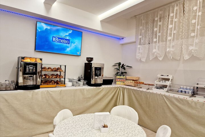 Breakfast/Coffee Service 37 of 69