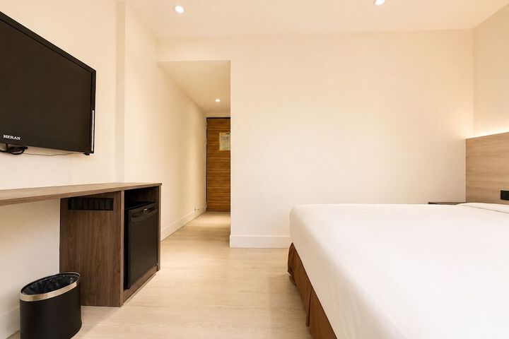 Room 92 of 160
