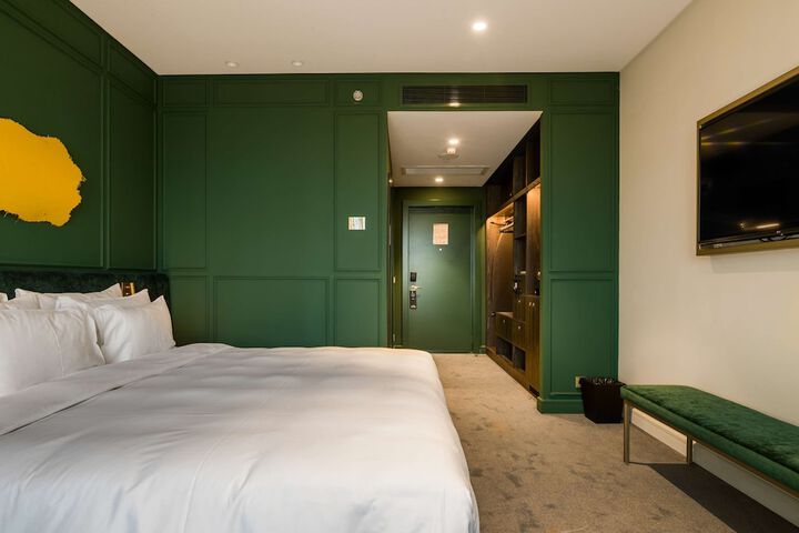 Room 10 of 280