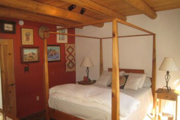 Room 17 of 26