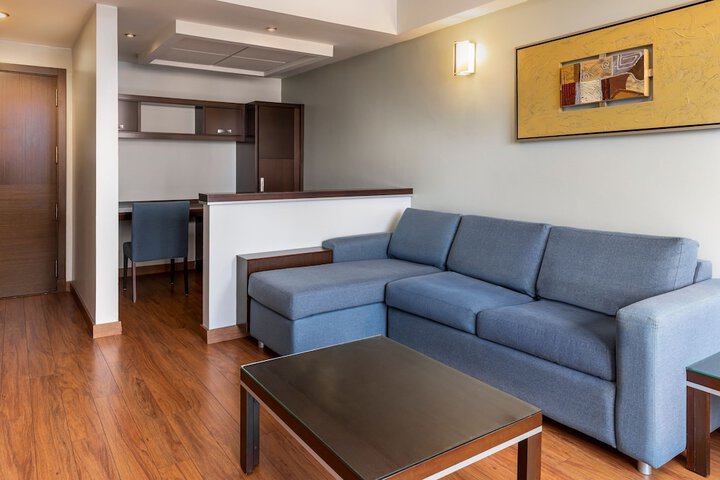 Room 18 of 49