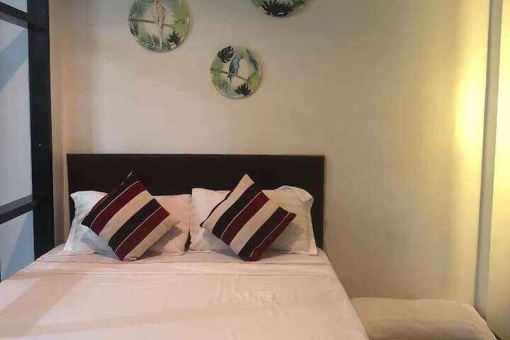 Room 8 of 15