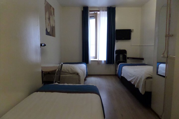 Room 5 of 58