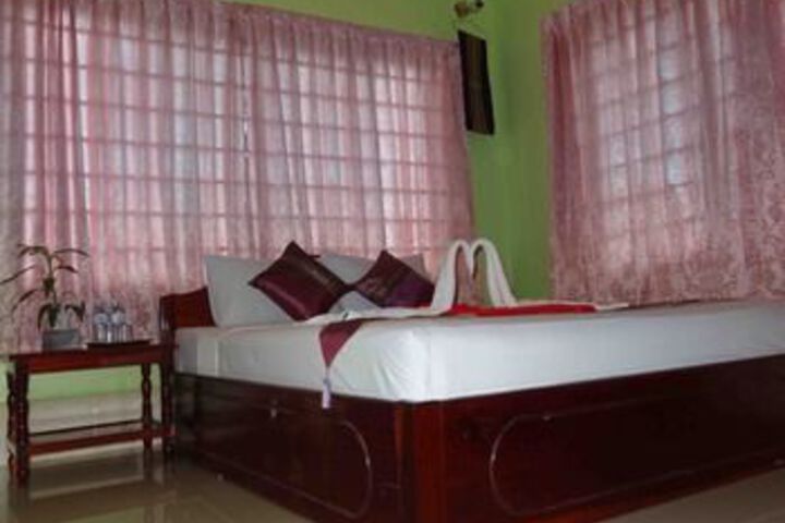 Room 22 of 38