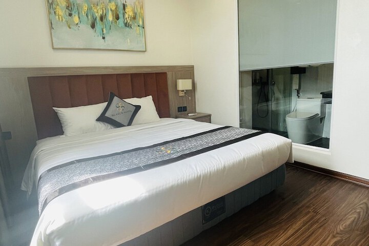 Room 14 of 56