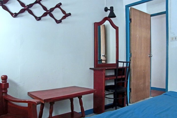Room 10 of 70
