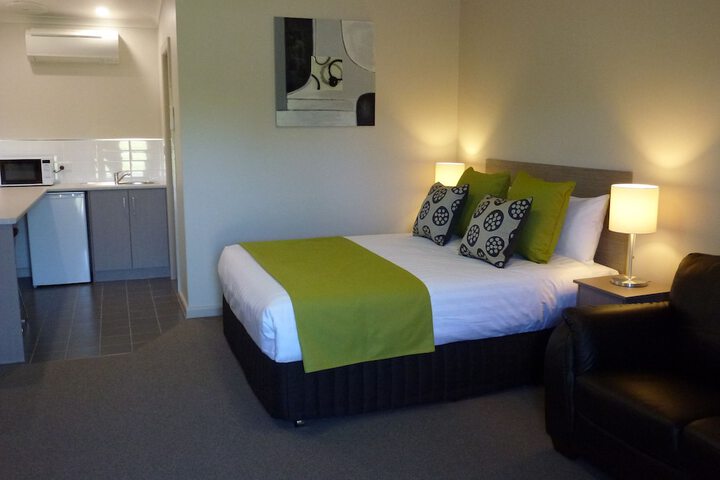 Room 4 of 56