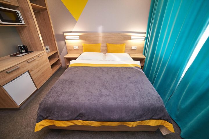 Room 20 of 54
