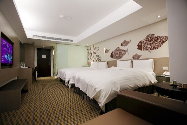 Room 25 of 60