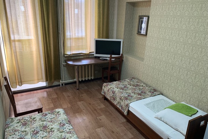 Room 5 of 40