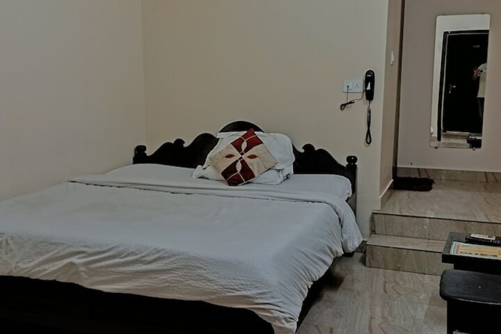 Room 29 of 61