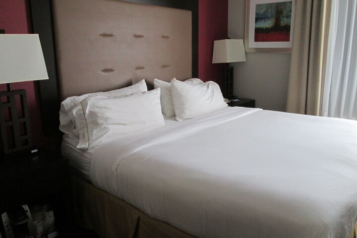 Room 18 of 81