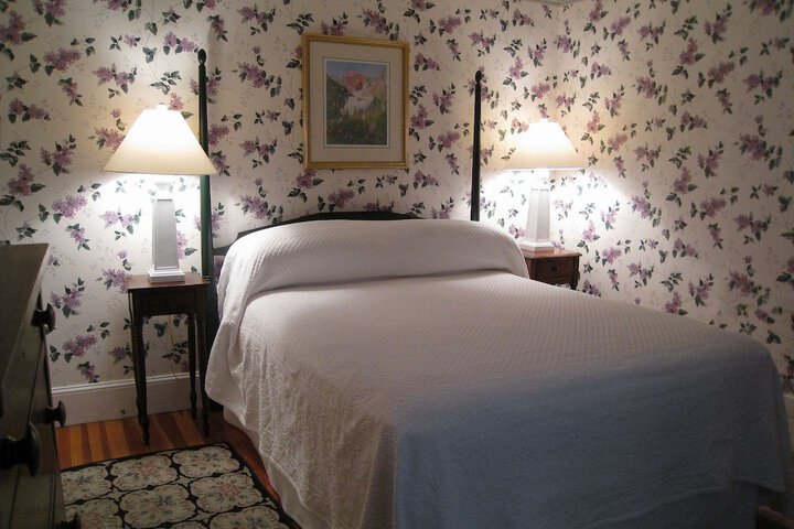 Room 30 of 53