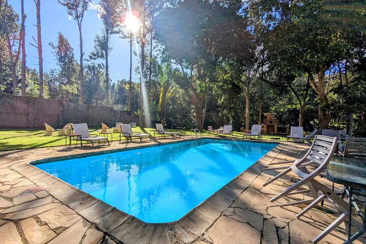 Pool 30 of 81