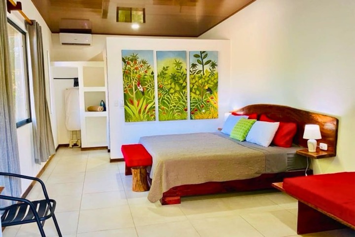 Room 7 of 193