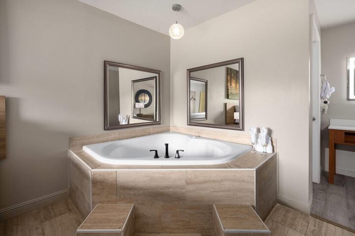 Jetted tub