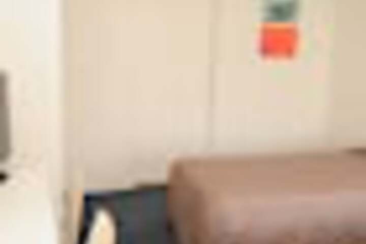 Room 17 of 66