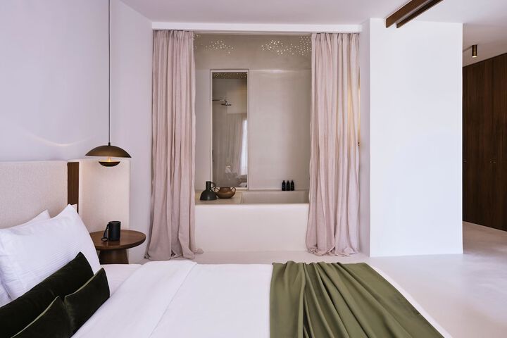 Room 64 of 203
