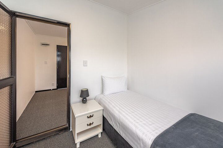 Room 8 of 44